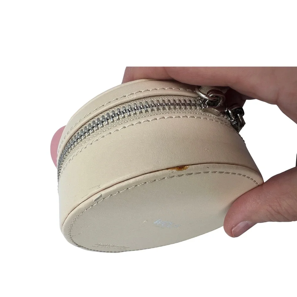 Wolf Jewelry Travel Case Women Small Beige Good Leather LusterLoc Round Zip